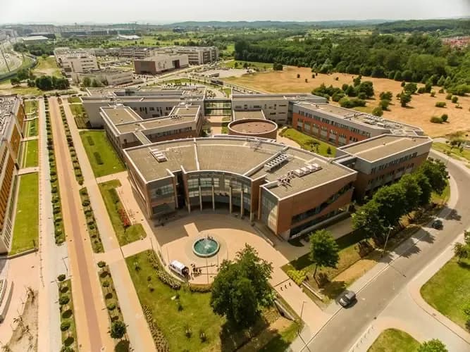 Progi punktowe na Uniwersytecie Jagiellońskim - nie przegap szansy na studia