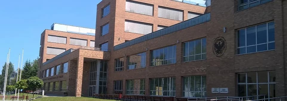Uniwersytet Stefana Wyszyńskiego: Historia, programy i znaczenie w edukacji