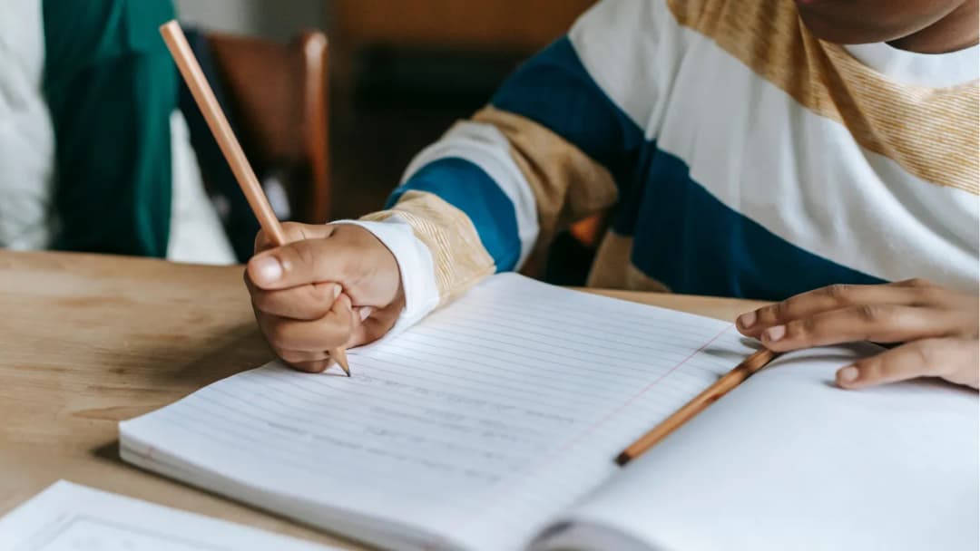 Jak wyglądają korepetycje z polskiego? Poznaj ich tajniki i korzyści