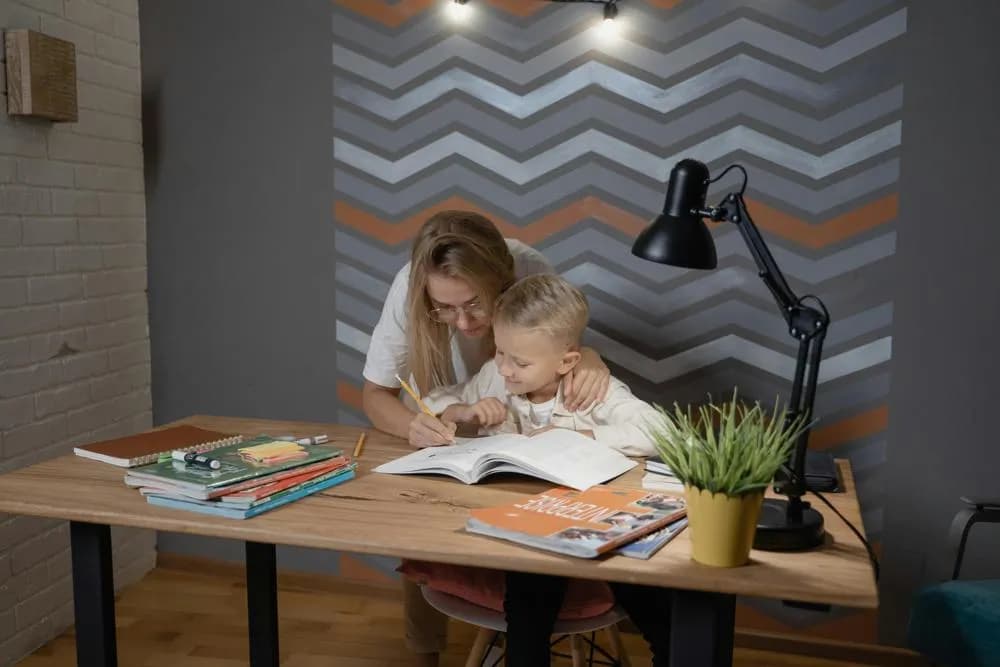 Kiedy było zdalne nauczanie? Kluczowe daty i ich znaczenie dla edukacji