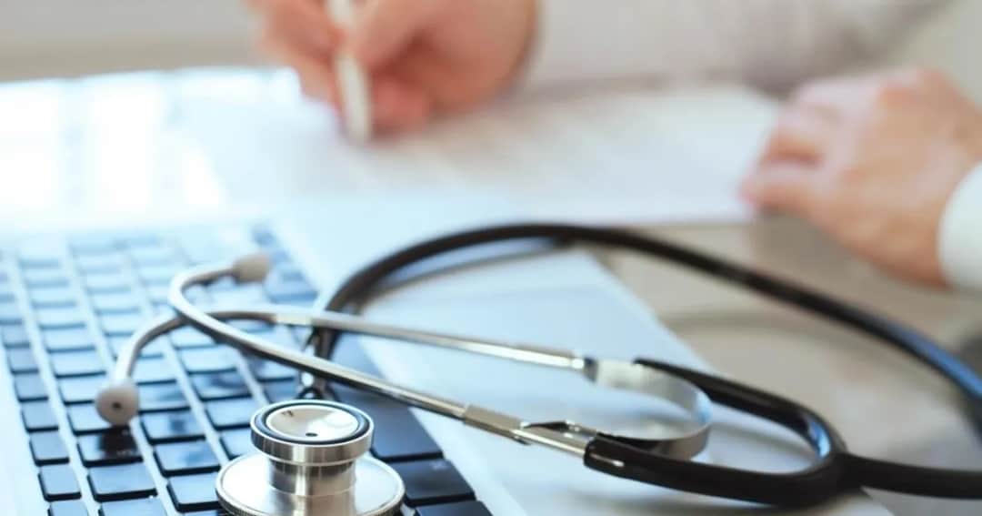 Ubezpieczenie zdrowotne po studiach 4 miesiące – co musisz wiedzieć?