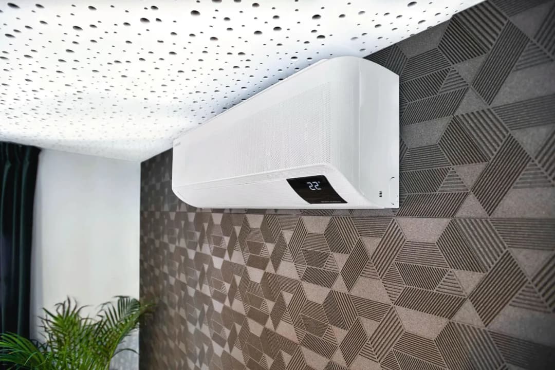 Co lepsze: klimatyzator czy klimator? Sprawdź, co wybrać dla siebie