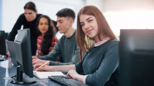 Socjologia praca po studiach: najlepsze ścieżki kariery i możliwości Socjologia praca po studiach: najlepsze ścieżki kariery i możliwości